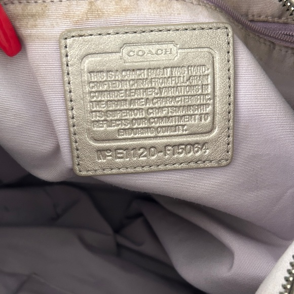 Coach Gold Leather Shoulder Bag - Picture 4 of 9